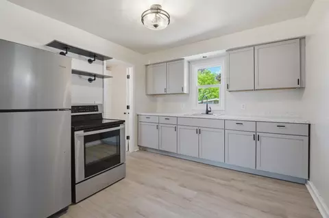 Kitchen - 1014 W Kamps Ave, Appleton, WI 54914 photo 1 of 3