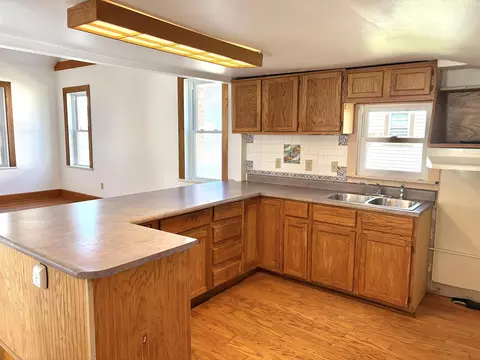 Kitchen - 829 W Grant St, Appleton, WI 54914 photo 1 of 2