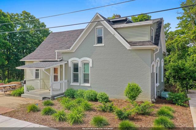 408 Dixon St, Kaukauna, WI 54130