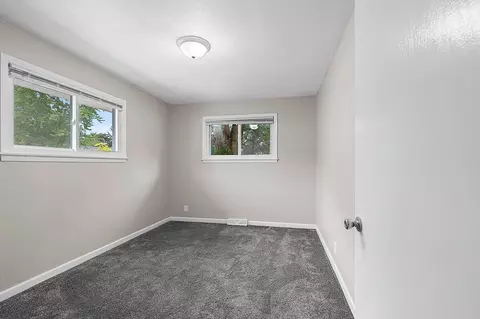 Bedroom - 637 E Wilson Ave, Appleton, WI 54915 photo 5 of 6