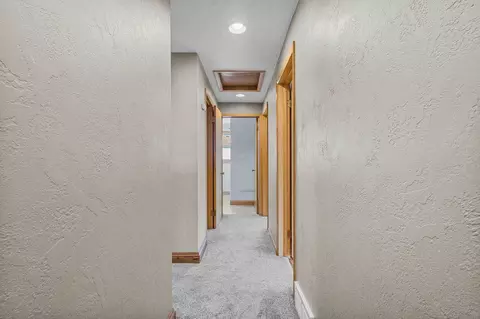 Entry Way - 2700 N Lillian Ct, Appleton, WI 54911 photo 3 of 4