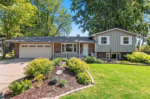 1675 Kennedy Dr, Green Bay, WI 54304