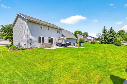 Exterior - n9152 Kernan Avenue, Appleton, WI 54915 photo 4 of 7