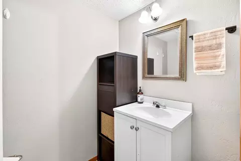 Bath - n9152 Kernan Avenue, Appleton, WI 54915 photo 5 of 5