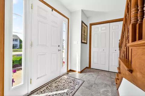 Entry Way - n9152 Kernan Avenue, Appleton, WI 54915 photo 3 of 5
