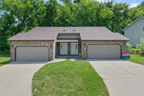 646 St Martin Ct, Green Bay, WI 54311