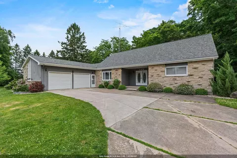 206 Woodside St, Rosendale, WI 54974