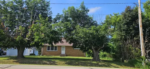4012 Evergreen Ave, Green Bay, WI 54313