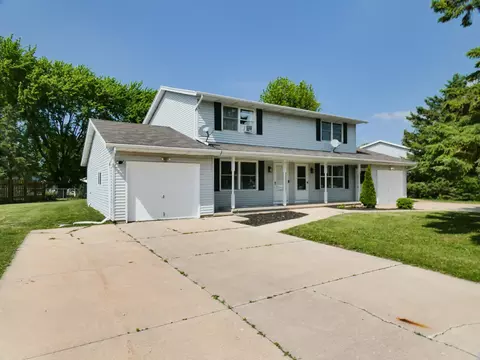 465 S Good Hope Rd, De Pere, WI 54115