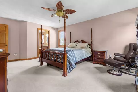 Bedroom - 224 E Carrington Ln, Appleton, WI 54913 photo 2 of 8