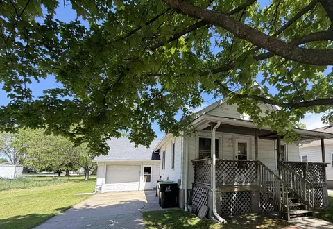 1412 34th Ave, Menominee, MI 49858