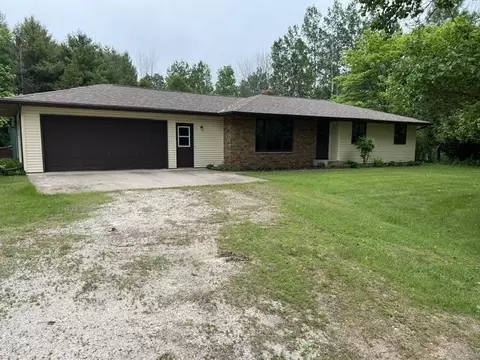 n2050 Saint Peters Road, Kewaunee, WI 54216