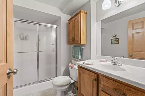 Bath - n340 Tamarack Circle, Appleton, WI 54915 photo 6 of 6