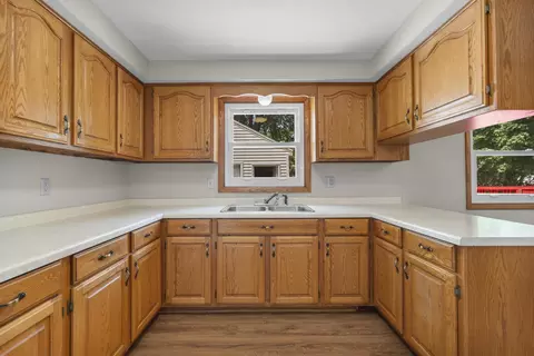 Kitchen - 1136 W Roberts Ave, Appleton, WI 54914 photo 3 of 4