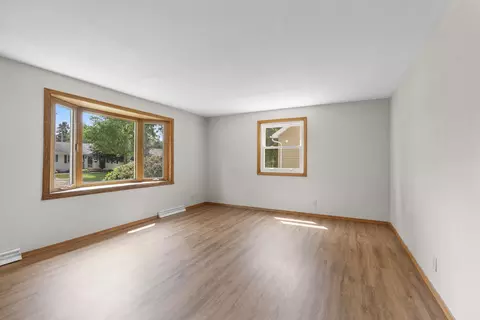 Living - 1136 W Roberts Ave, Appleton, WI 54914 photo 3 of 4