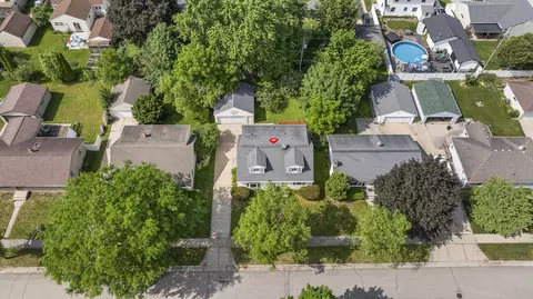 View/Area - 1136 W Roberts Ave, Appleton, WI 54914 photo 3 of 10
