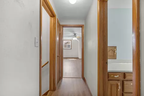 Entry Way - 1136 W Roberts Ave, Appleton, WI 54914 photo 3 of 4