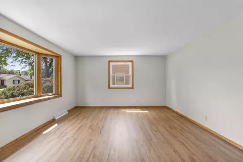 Living - 1136 W Roberts Ave, Appleton, WI 54914 photo 2 of 4