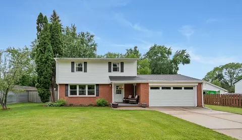 345 Coolidge St, Green Bay, WI 54301