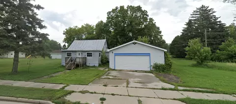 1615 Main St, Oconto, WI 54153