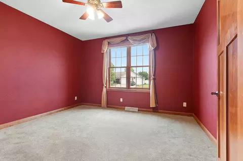 Bedroom - 1892 N Sunrise Ln, Appleton, WI 54913 photo 5 of 10