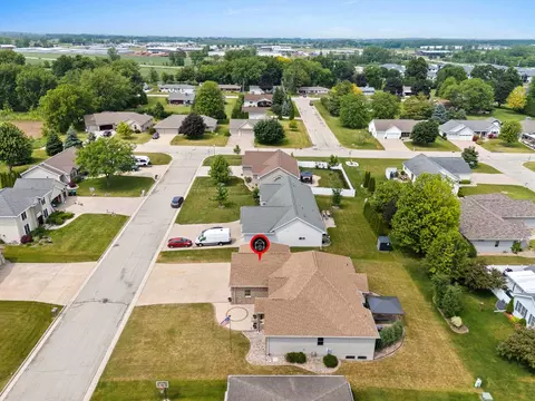 View/Area - 1892 N Sunrise Ln, Appleton, WI 54913 photo 5 of 8