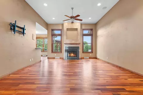 Living - 1892 N Sunrise Ln, Appleton, WI 54913 photo 3 of 5