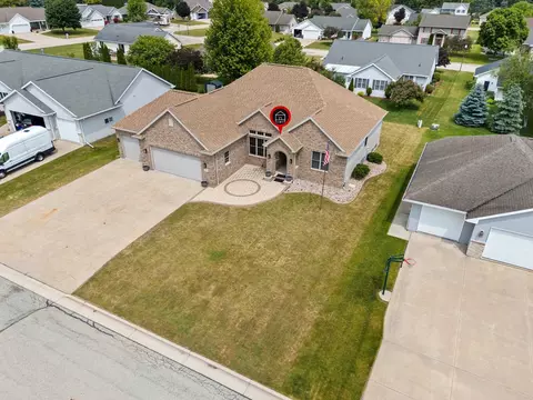 View/Area - 1892 N Sunrise Ln, Appleton, WI 54913 photo 6 of 8