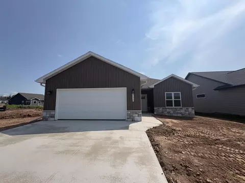 3110 Lazy Oak Dr, Green Bay, WI 54311