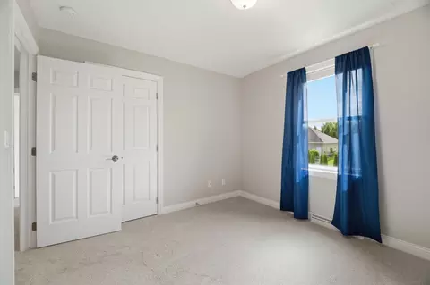 Bedroom - 4717 N Tanglewood Dr, Appleton, WI 54913 photo 9 of 13