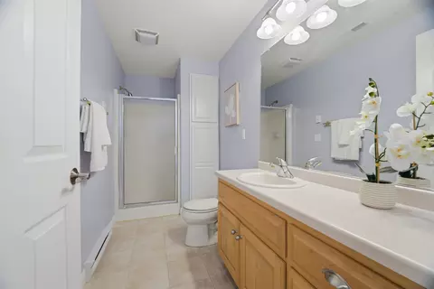 Bath - 4717 N Tanglewood Dr, Appleton, WI 54913 photo 6 of 6