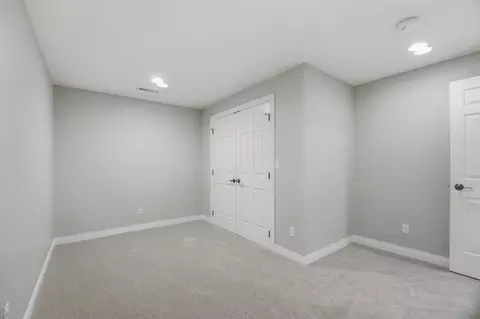 Bedroom - 4717 N Tanglewood Dr, Appleton, WI 54913 photo 12 of 13