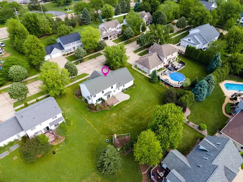 View/Area - 4717 N Tanglewood Dr, Appleton, WI 54913 photo 2 of 2