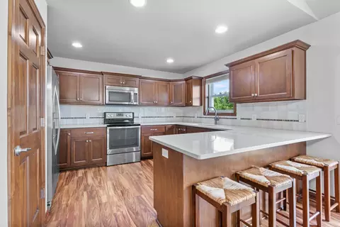 Kitchen - 5111 N Gala Ct, Appleton, WI 54913 photo 1 of 5