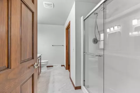 Bath - 5111 N Gala Ct, Appleton, WI 54913 photo 1 of 4