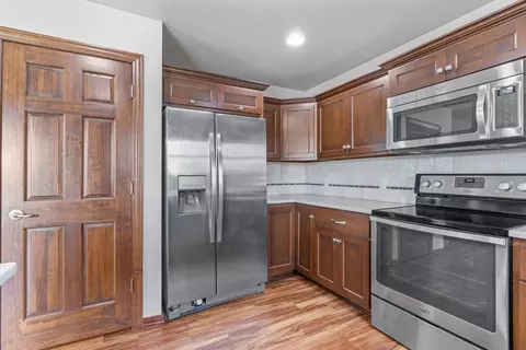 Kitchen - 5111 N Gala Ct, Appleton, WI 54913 photo 5 of 5