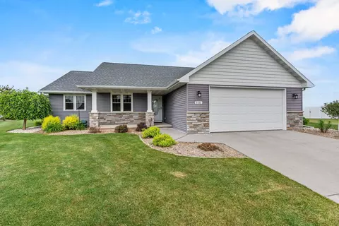 5111 N Gala Ct, Appleton, WI 54913