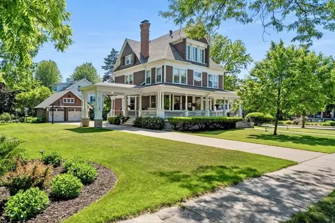 504 Porlier St, Green Bay, WI 54301