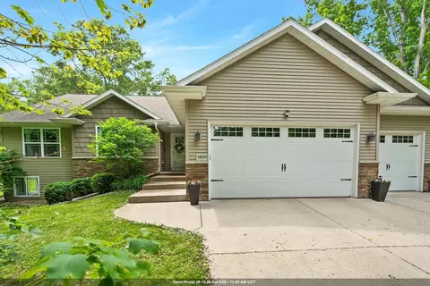 1014 La Count Rd, Green Bay, WI 54313