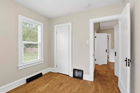 Bedroom - 519 W Summer St, Appleton, WI 54911 photo 2 of 4