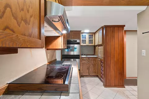 Kitchen - 5531 Long Ct, Appleton, WI 54914 photo 3 of 6