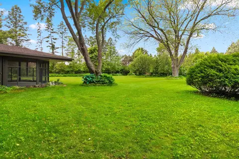 Exterior - 5531 Long Ct, Appleton, WI 54914 photo 12 of 15