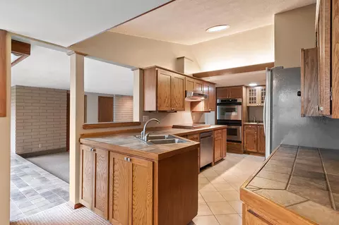 Kitchen - 5531 Long Ct, Appleton, WI 54914 photo 1 of 6