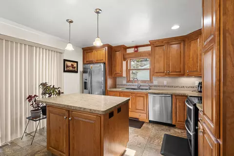 Kitchen - 2715 W 1st Ave, Appleton, WI 54914 photo 1 of 4