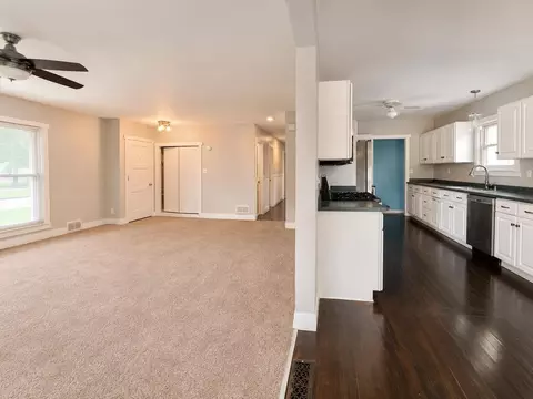 Living - 401 John St, Ripon, WI 54971 photo 9 of 9