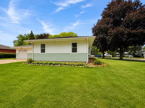 Exterior - 401 John St, Ripon, WI 54971 photo 8 of 18