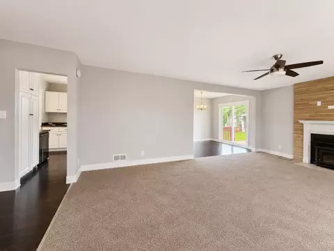 Living - 401 John St, Ripon, WI 54971 photo 5 of 9