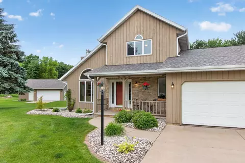 n2935 Valley View Drive, Hortonville, WI 54944