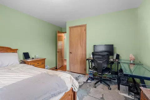 Bedroom - 1924 E Glendale Ave, Appleton, WI 54911 photo 4 of 5