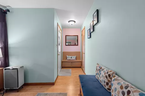 Entry Way - 1924 E Glendale Ave, Appleton, WI 54911 photo 1 of 2